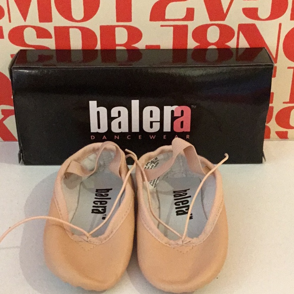 Balera Pink Ballet Slippers, NEW IN BOX!